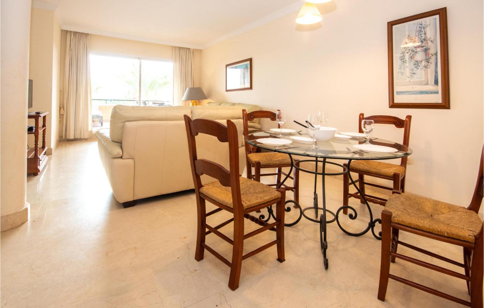 Beautiful Apartment In Marbella-Elviria 외부 사진
