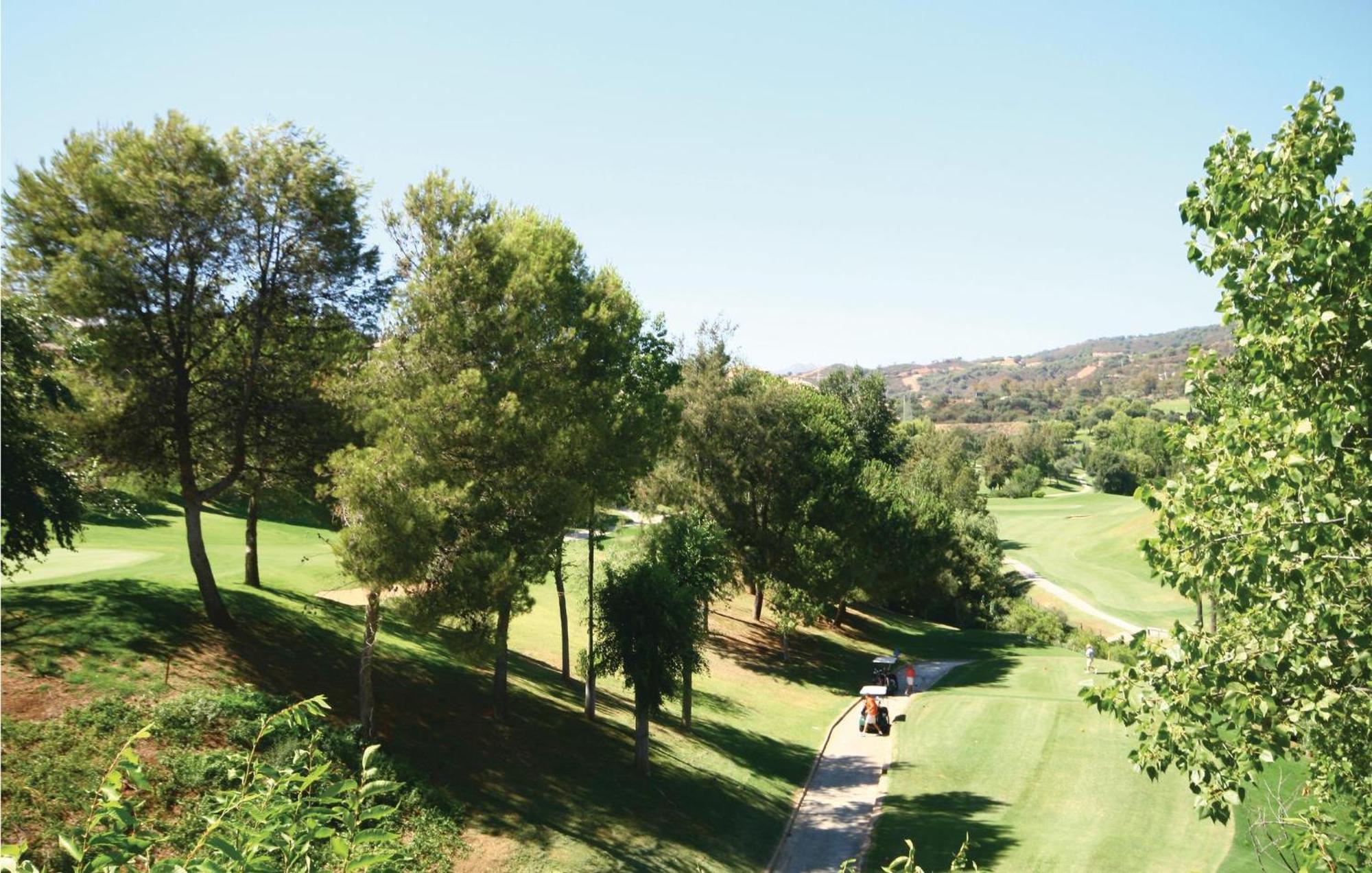 Beautiful Apartment In Marbella-Elviria 외부 사진