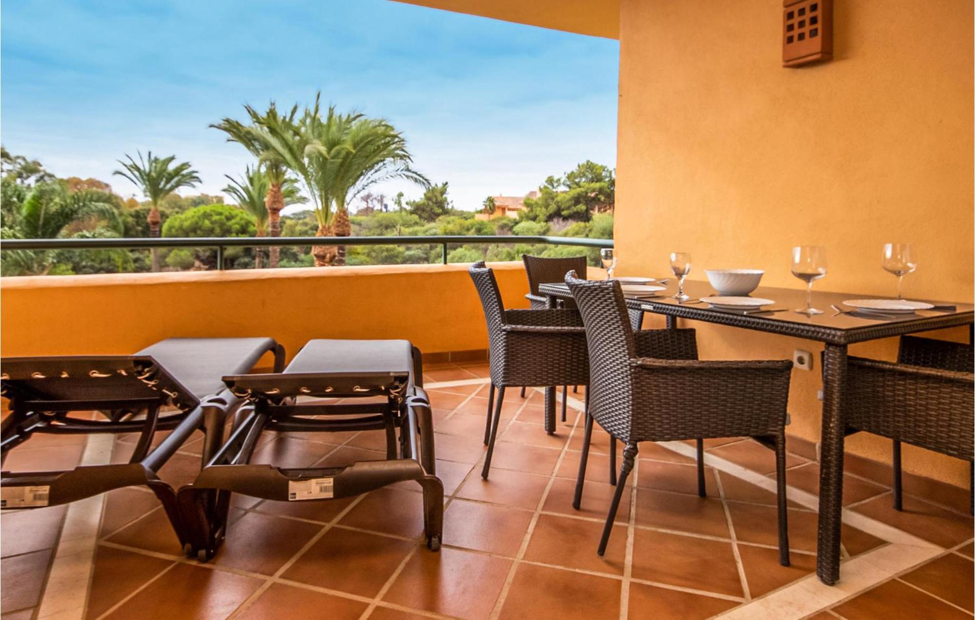 Beautiful Apartment In Marbella-Elviria 외부 사진